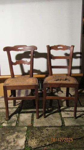 R503 lotto antiche sedie - r503,