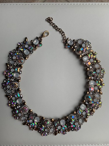 Collana dichiarazione stile