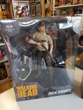 The Walking Dead statue 1/8