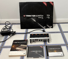 Native Instruments TRAKTOR SCRATCH PRO - DJ Audio 10 Dj con software