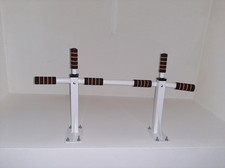 ATTREZZO DORSALI MAI USATO