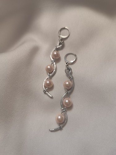 Orecchini con perle rosa - con,
