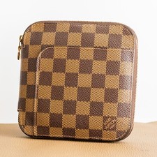 LOUIS VUITTON Organizer Olaf