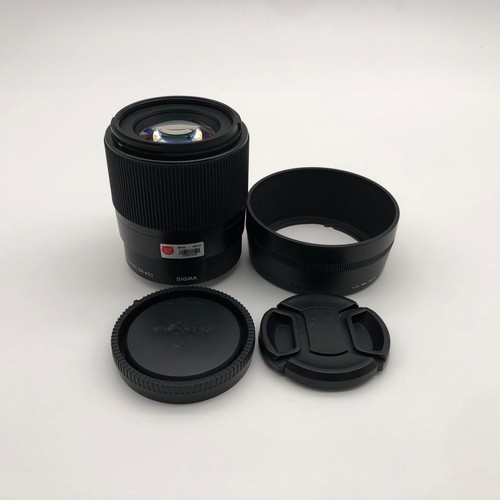 Sigma 30mm dc dn - f/1.4,