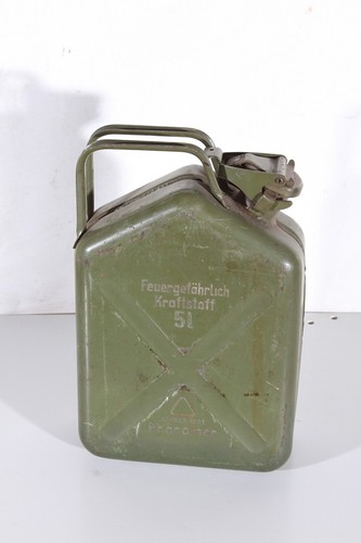 Vecchio tanica carburante - vecchio,
