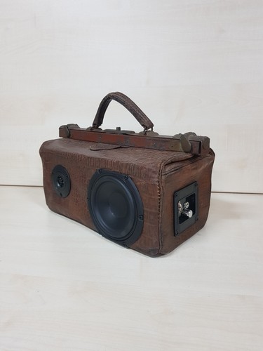 Altoparlante vintage fatto - , a