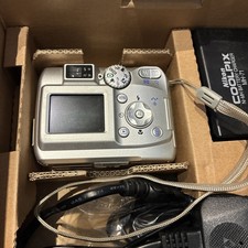 Nikon Coolpix 4100 4,0