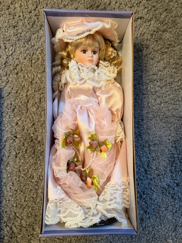 Dolls trisha collezione - by,