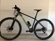 Bicicletta Mountain Bike