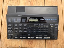 ROLAND RA 50 ARRANGER IN TEMPO