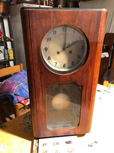 Antico orologio parete - da, a