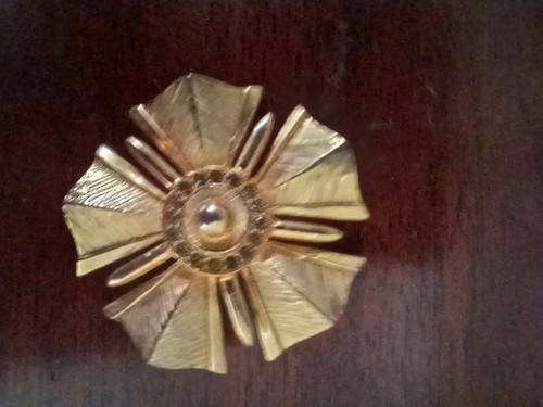Spilla floreale