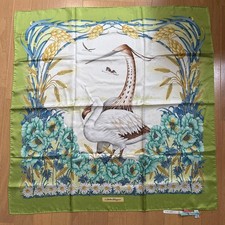 Foulard Salvatore Ferragamo 100% Seta, Pulito