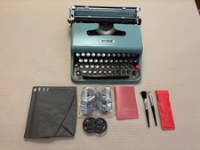 Macchina da scrivere Olivetti