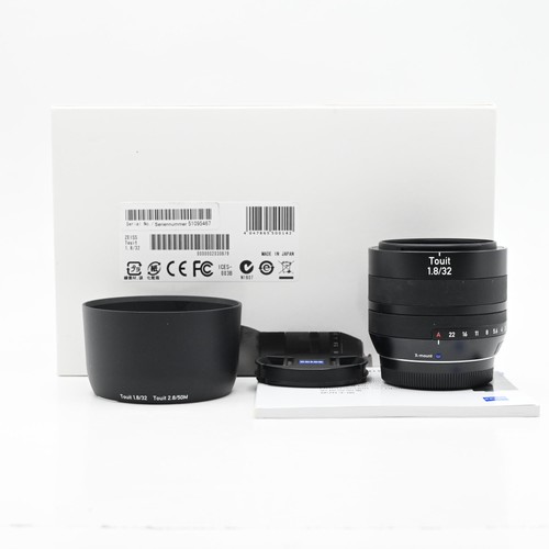 Zeiss touit f1 - 32, f1.8