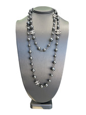 Collana Chanel 2017 CC con