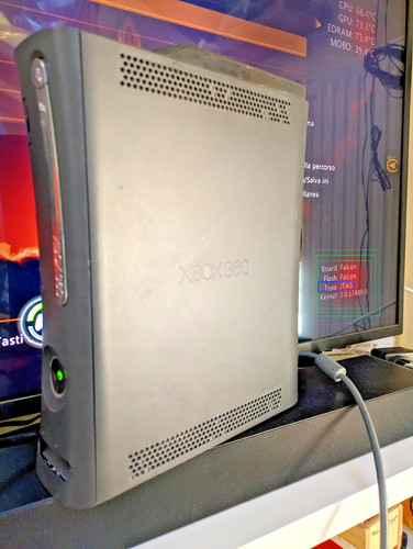Xbox 360 elite - 360,