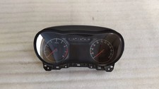 Opel Corsa E 2016 tachimetro