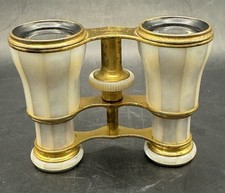 Antichi occhiali da opera