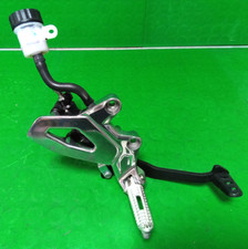 Triumph Tiger 660 Sport Pedana Anteriore Destra Completa di Pedale e Pompa