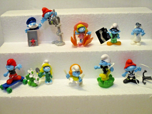 Kinder sorpresa puffi - sorpresa, in