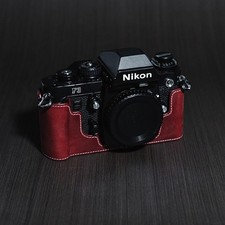 Custodia mezza fotocamera in