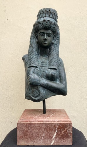 Grande scultura egizia - , in