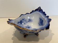 Ciotola con piedi per casco