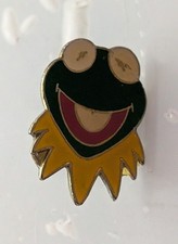 Vintage Kermit the Frog Enamel Muppets Lapel Pin Badge Used