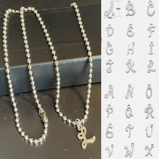 Collana con iniziale in