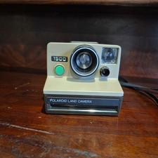 Polaroid 1500 Land Camera -