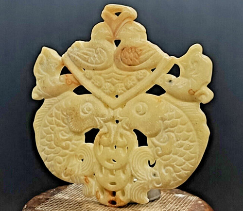 Antico ciondolo scultura