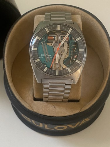 Bulova accutron - bulova,