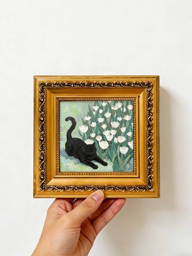 Gatto nero che allunga tra - gatto,