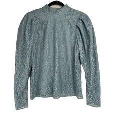 Top in pizzo WAYF taglia