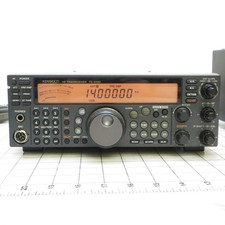 Kenwood Ricetrasmettitore Radio RF TS-570D con Microfono e Cavi di Alimentazione