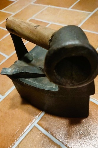 Ferro stiro antico - stiro,