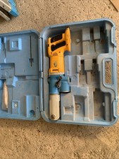 Pressatrice A Batteria CBC