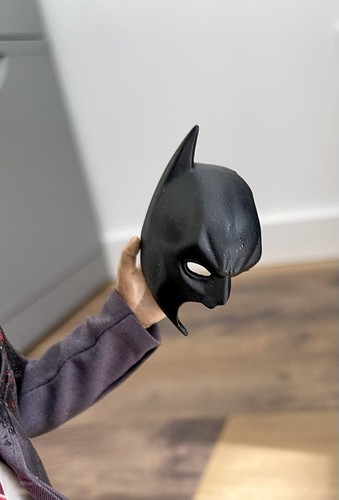 Hot toys batman - :, the