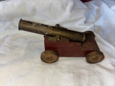 Cannone da esposizione vintage