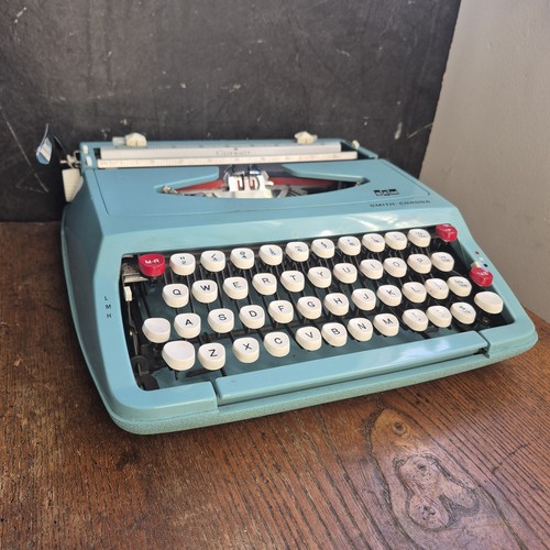 1970s light blue - ,teal, colour