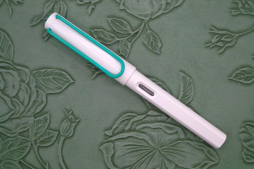 Lamy safari fountain pen - fountain,