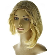 Affascinante parrucca bob