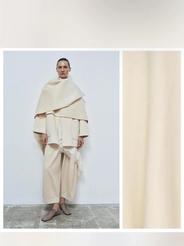 Cappotto mantello drappeggiato