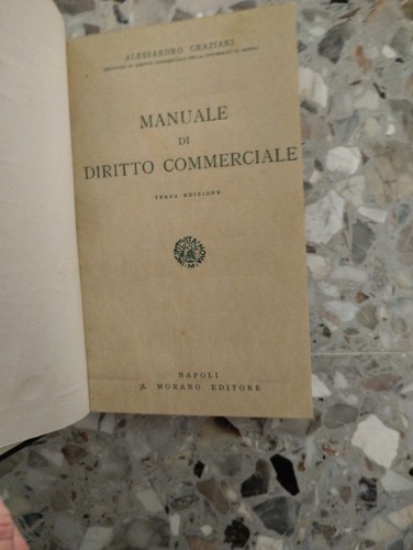Manuale diritto - di,
