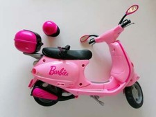Barbie Mattel 2002 Rosa Vespa