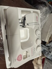 macchina da cucire Baby Lock