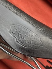 Sella Brooks B66s seduta in patina nera vintage retrò eroica