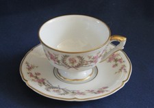 Caffettiera moka con piattino