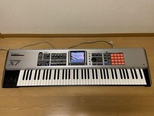 Roland Fantom X7